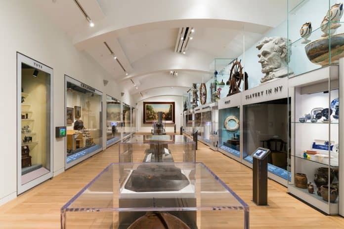 New-York-Historical-Society-North-Gallery New York Historical Society Museum & Library, historic meetings, New York, history, Henry Luce III Center, Tiffany lamps