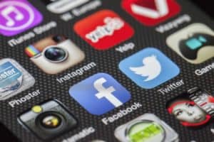 WhatsApp,-Facebook-Messenger-&-Instagram-Messages-Merge WhatsApp