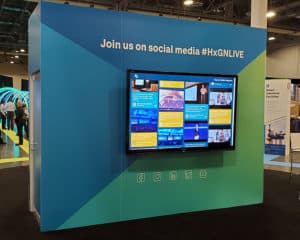 social media wall