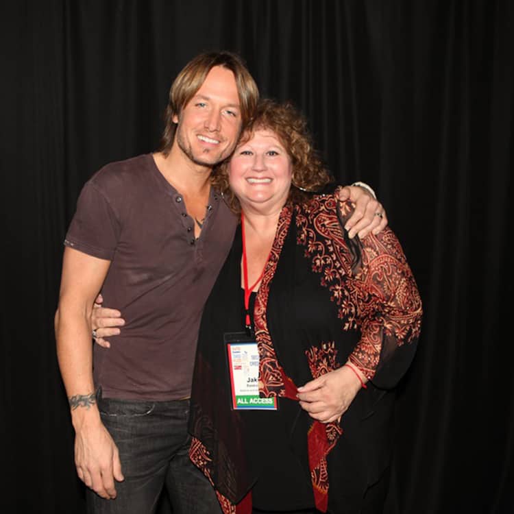 Virtual Connectedness