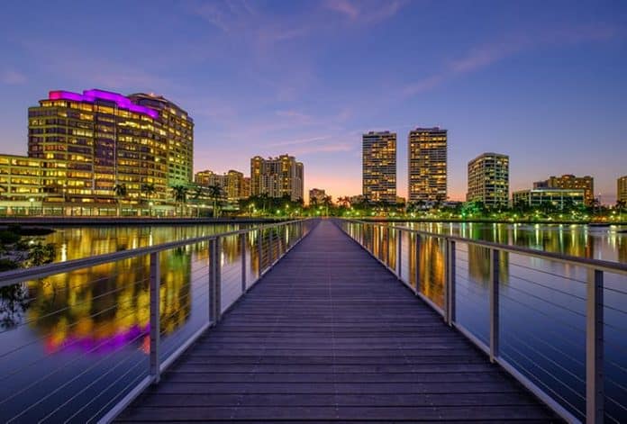 PALM BEACHES Palm Beaches