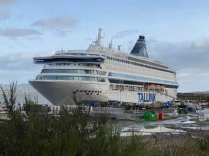 cruise ships cruise ships
