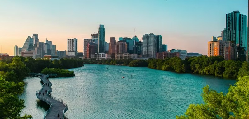 Austin boardwalk & skyline, Credit David Aguilar.